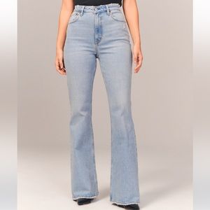 NWT Abercrombie Vintage Flare Jean Curve Love